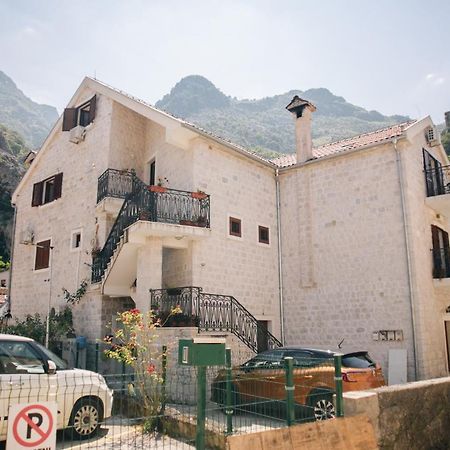 Filip Deluxe Rooms Kotor Exterior foto